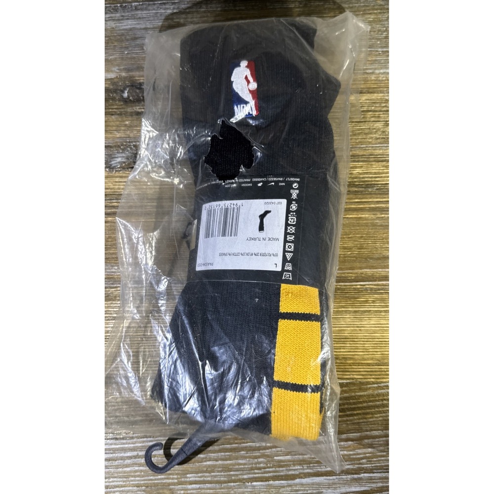 Nike NBA Elite Crew Basketball Socks Black Yellow Mamba PAA534-010 Men's L NWT